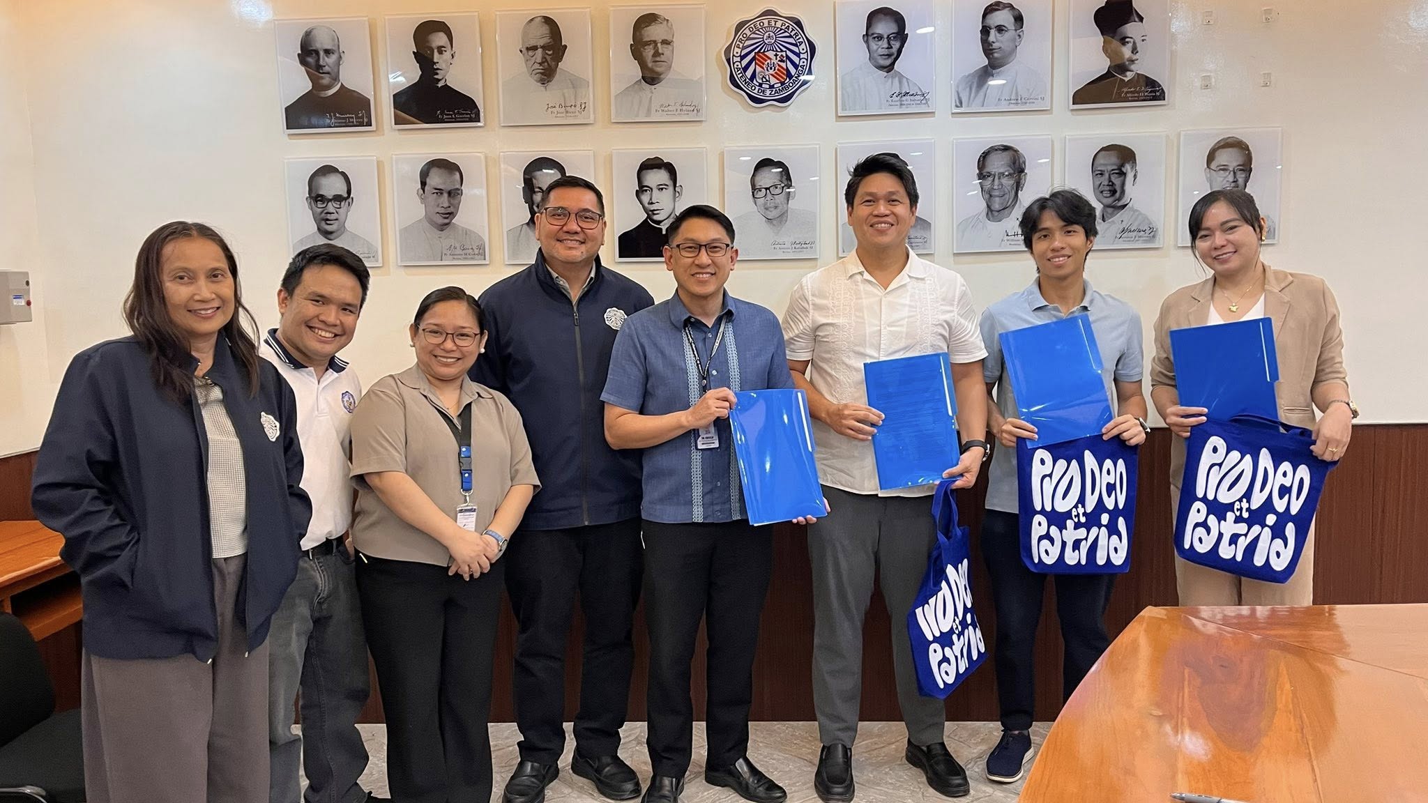 AdZU SOM, Cecile’s Pharmacy Inks Partnership for Community Health Initiatives